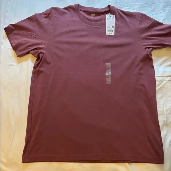 Bundle of 4 basic tees - Picture 8 of 9